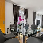 3 Bdr & 2 Bathroom In Bond Street- Central London