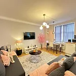 Beautiful Apartment In Sussex Garden