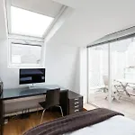 Knightsbridge Central 4Th Floor Walk Up- Penthouse