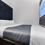 The Z Hotel Trafalgar