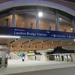 Marx Stylish 1-Bed Apartment Near London Bridge & Tower Bridge - Great Location With Free Parking