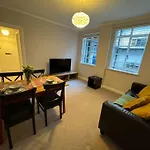 Hyde Park Great 1 Bedroom Flat