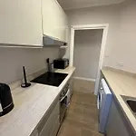 Hyde Park Great 1 Bedroom Flat