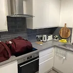 Caledonian Spacious Apartments