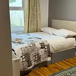 145 Twin Towers Hotel