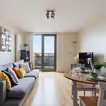 Stratford Skyview Apartment