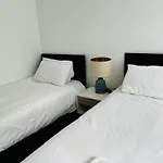 Lovely London Apartment- Long Stayer Welcome