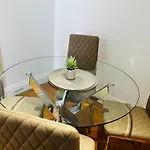Lovely London Apartment- Long Stayer Welcome