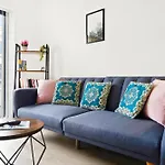 The Allcroft Apartment