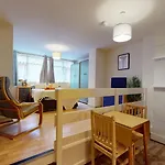 St Pauls Studio 24