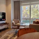 Five Star Luxury One Bed Apartment In Leafy West Hampstead
