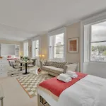 Belgravia Suites