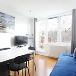 Beautiful 2 Bed 2 Bath - Notting Hill