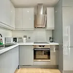 Large House In Chelsea