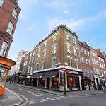 Stylish 2 Bedroom Apartment In The Heart Of Soho Gs5