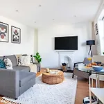 Bnbnova - Fitzrovia With Balcony Near Oxford Circus