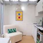 Angel - Top Floor Double Studio