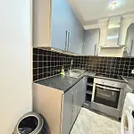 One Bedroom Flat Victoria