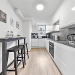 Cozy Flat In Hyde Park