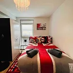 London Apartments - Flat In Central London