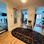 London Apartments - Flat In Central London