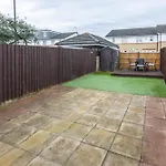 2-Bed Home London - Long Stays