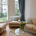 Luxury Garden View Flat - Kensington