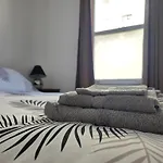 City Hub 2 Bedroom Apartment In Paddington