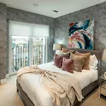 Spectacular Brand New 2 Bedrooms And 2 Bathroom Apartment
