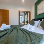Soho - Piccadilly Circus Modern One Bedroom Flat