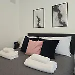 Superb Flat 4 In Central London