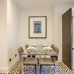 Regents Park Apartments