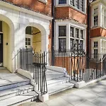 Stylish Family Apartments Near Kensington High Street