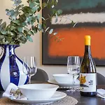 Stylish Family Apartments Near Kensington High Street