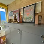 Komo Pods