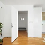 Modern 3 Bedroom - Olympic Park - E20 Stratford