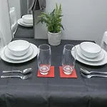 Stayzo - Crofton Park - Central London Refurbished Studio