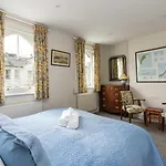 Charming 2Bd House With Garden In Hammersmith