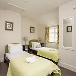 Charming 2Bd House With Garden In Hammersmith