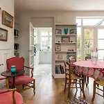 Charming 2Bd House With Garden In Hammersmith