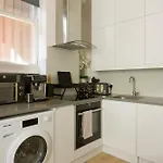 22 Ravenson Kensington Exclusive Olympia Escape