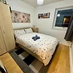 Cozy Room Close To Canary Wharf, The O2 And Excel London