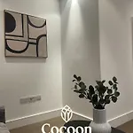 2 Bed Stylish Apartment, Vibrant Hoxton