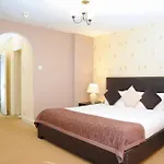Park Lane City Apartments