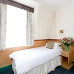 Lincoln House Hotel - Guest Accommodation