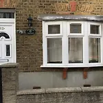 Oakfield Cottage