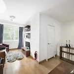 Lux London South Kensington