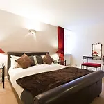 Park Lane City Apartments