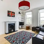 Guestready - Beautiful 2Br Home In Wimbledon Village Wparking