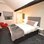 Loft Piccadilly Circle Apartment